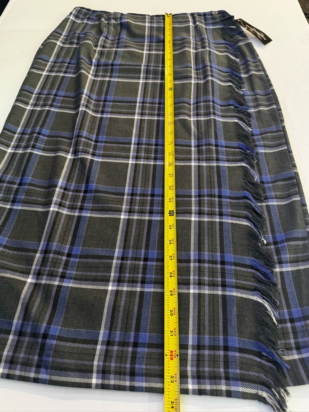 Requirements Grey & Blue Plaid Tartan Wrap Skirt w/ Fringe- size 14 - Picture 13 of 14
